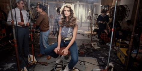 Brooke Shields opens up about shooting nude scenes at 11, her。